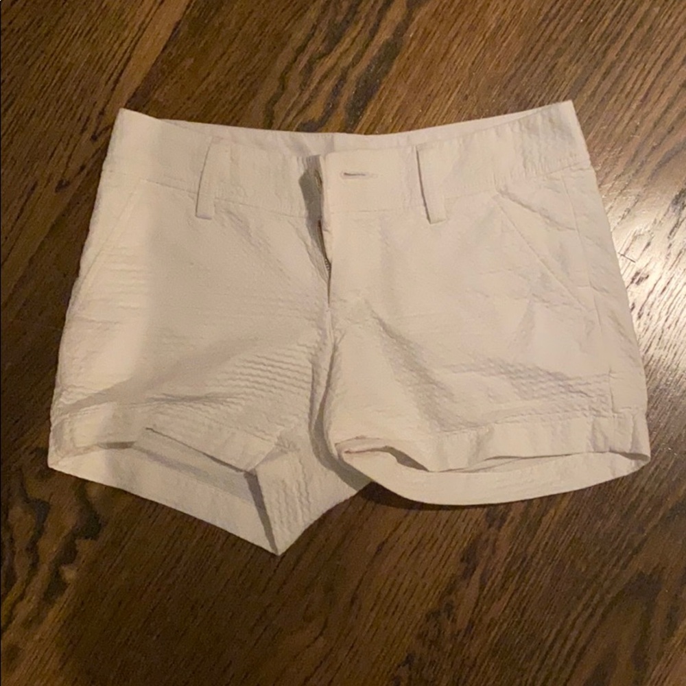 White a lilly Pulitzer shorts